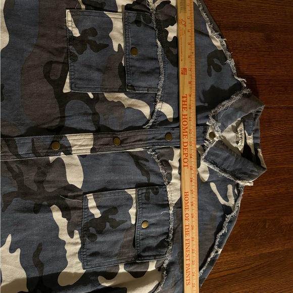 DAVI & DANI SHACKET SHIRT Slate Blue CAMO PRINT Camouflage Army Size M NWOT - Picture 9 of 10